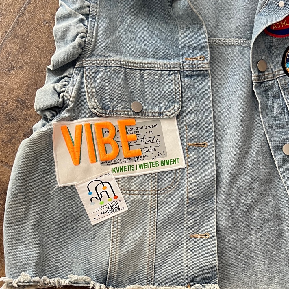 Denim women Jacket with Patches and Ruffle Sleeves - Picture 2 of 5